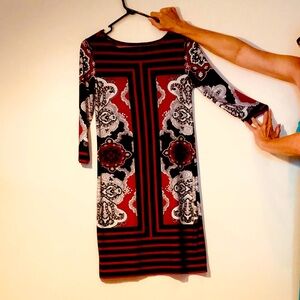 Gorgeous dress size small tags were removed because they were itching me